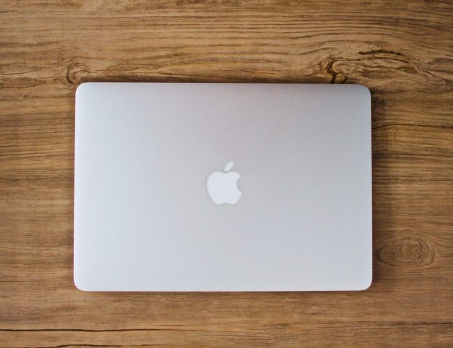 Vilka är de Vanligaste Tecknen på att Batteriet i en MacBook Behöver Bytas?